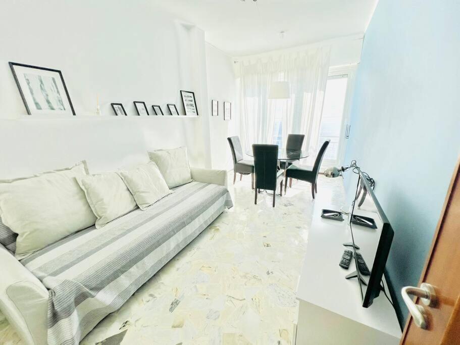 Suite Sunset 18 - Fronte Mare 산레모 외부 사진
