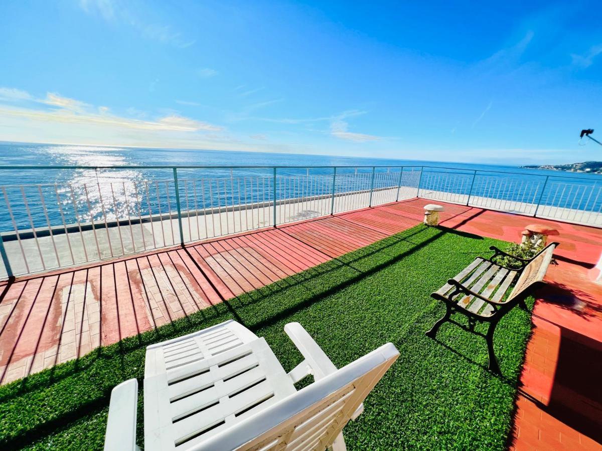 Suite Sunset 18 - Fronte Mare 산레모 외부 사진
